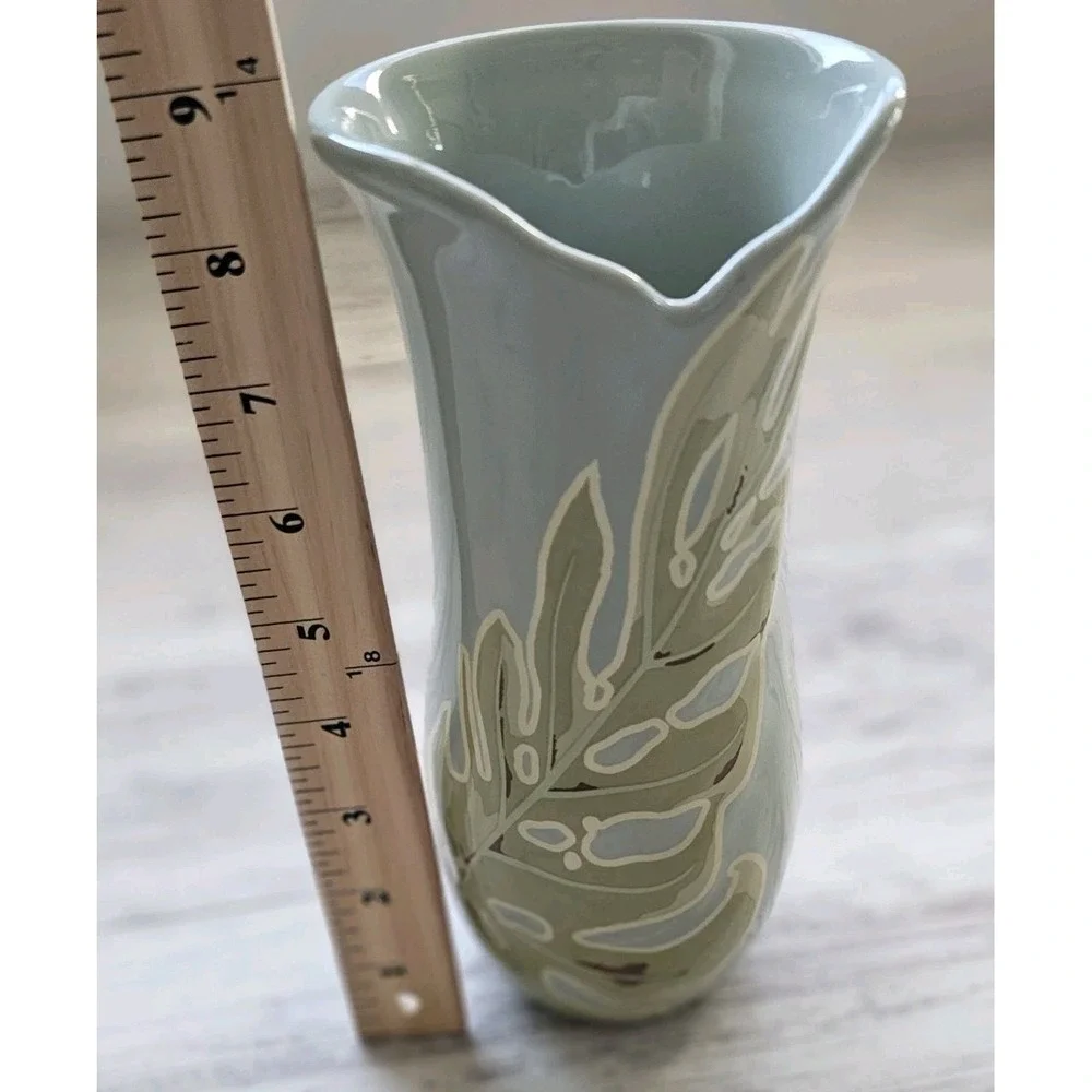 2‎ APRIL CORNELL FOR SILVESTRI GREEN LEAF DESIGN CERAMIC VASEs 9